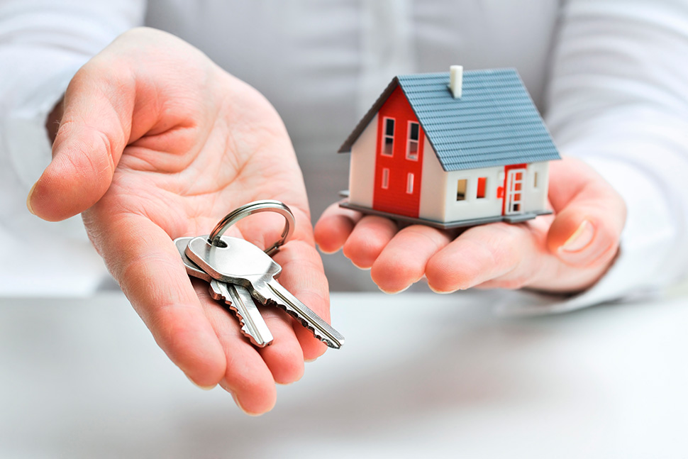 Inmobiliaria EMBLEMA Servicios Integrados venta y alquiler de pisos en Madrid. Alquiler Vacacional de chalets y apartamentos en Madrid. Comprar pisos en Madrid. Venta de casas en Madrid.
